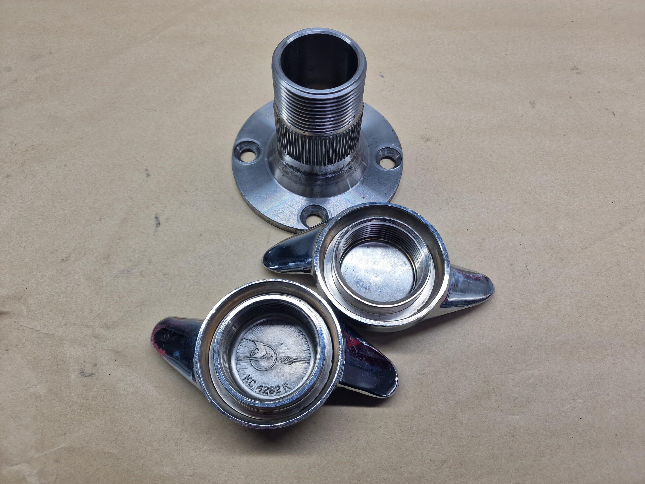 Mga Left Right Wheel Spinners Wheel Hub 8pti For Sale